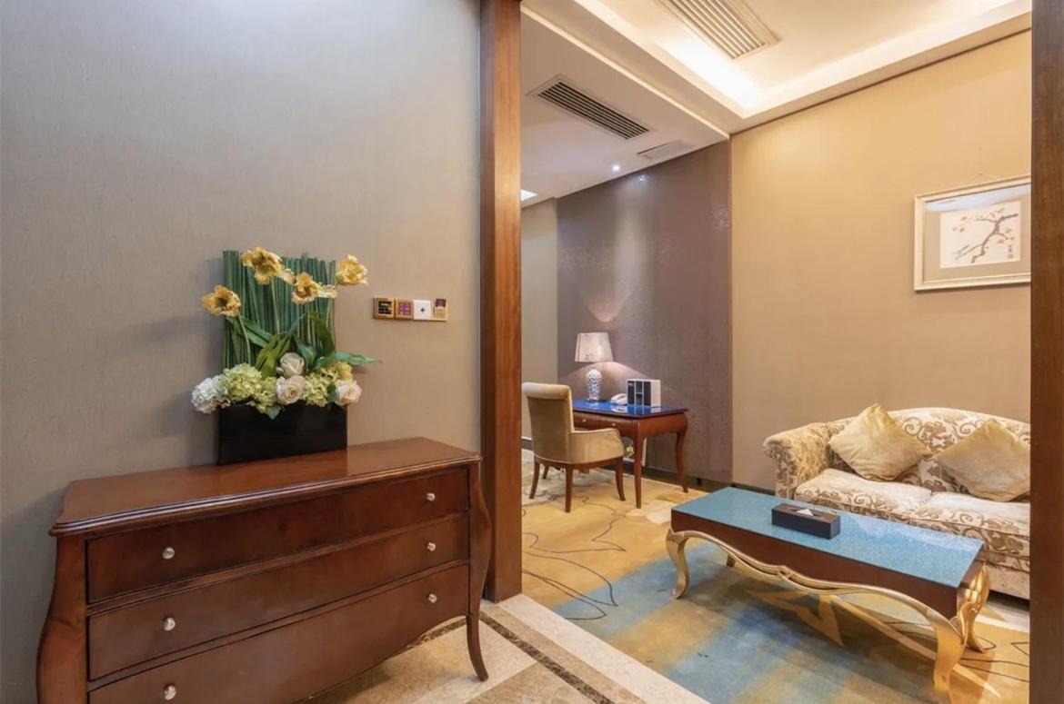 Guangzhou Nuomo International Hotel-Canton Fair Free Shuttle Bus Exterior foto