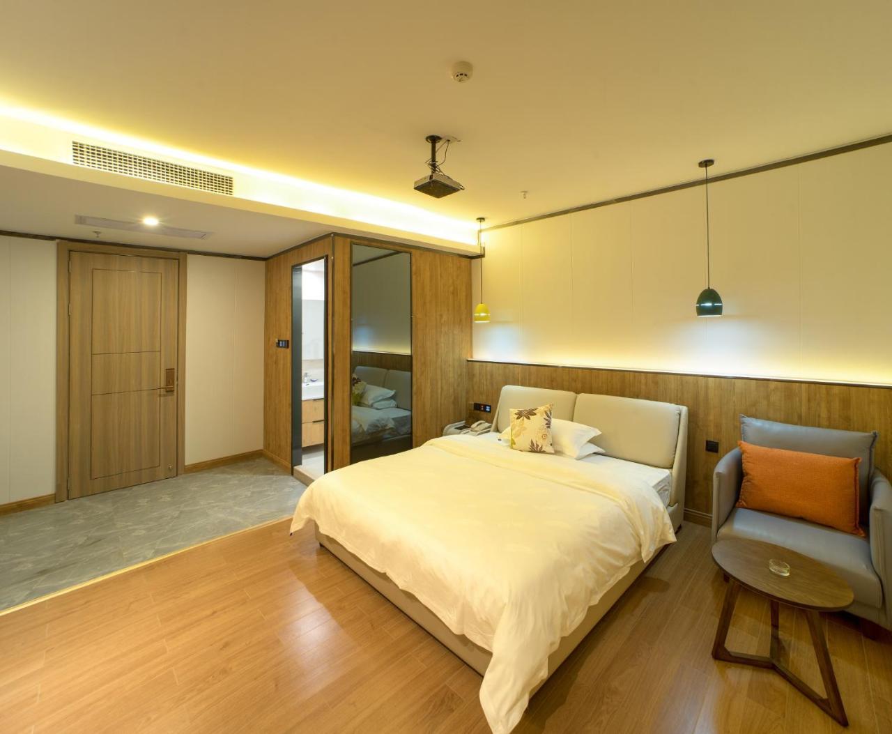 Guangzhou Nuomo International Hotel-Canton Fair Free Shuttle Bus Exterior foto